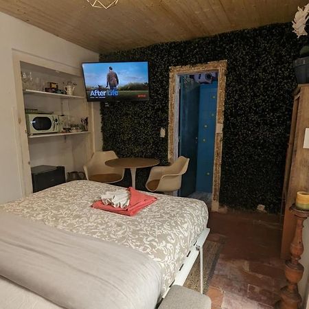Tiny Smart Home, Private Garden & Outside Jacuzzi. Center Sintra! Екстер'єр фото
