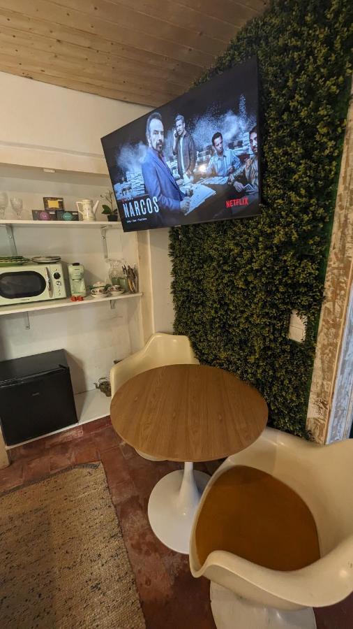 Tiny Smart Home, Private Garden & Outside Jacuzzi. Center Sintra! Екстер'єр фото